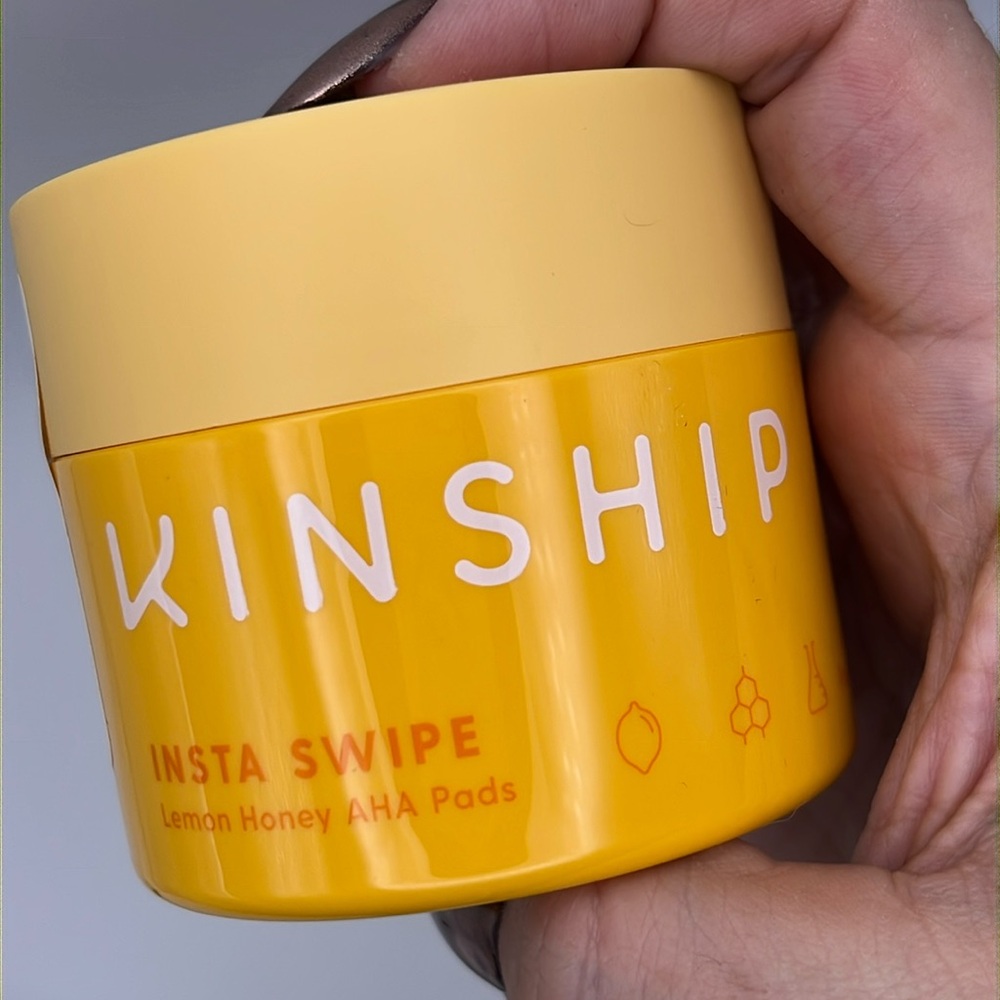 3/$30🆕 Kinship Insta Swipe Pads